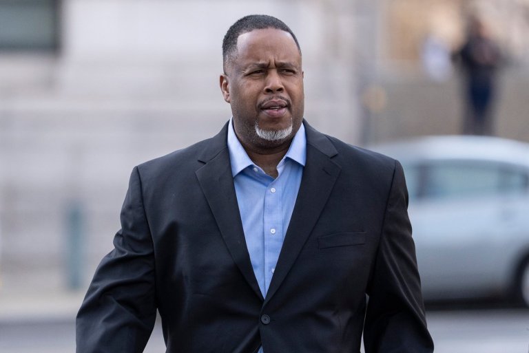 Ex-NBA player Damon Jones is expected to become first person to plead guilty in gambling sweep | iNFOnews.ca