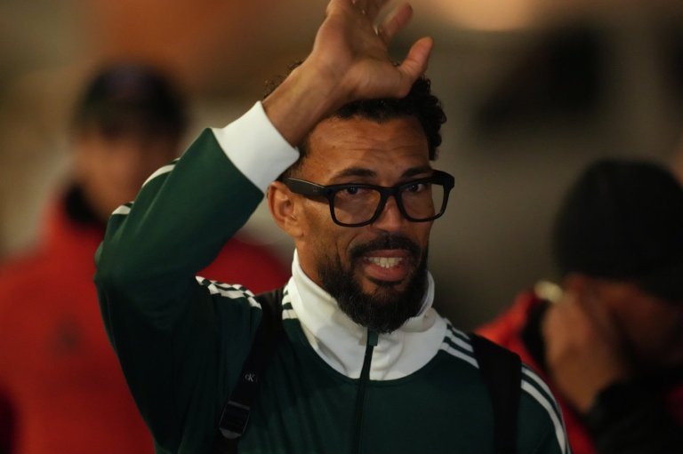 World Cup star Vozinha finally lands in Chile to join Colo Colo | iNFOnews.ca