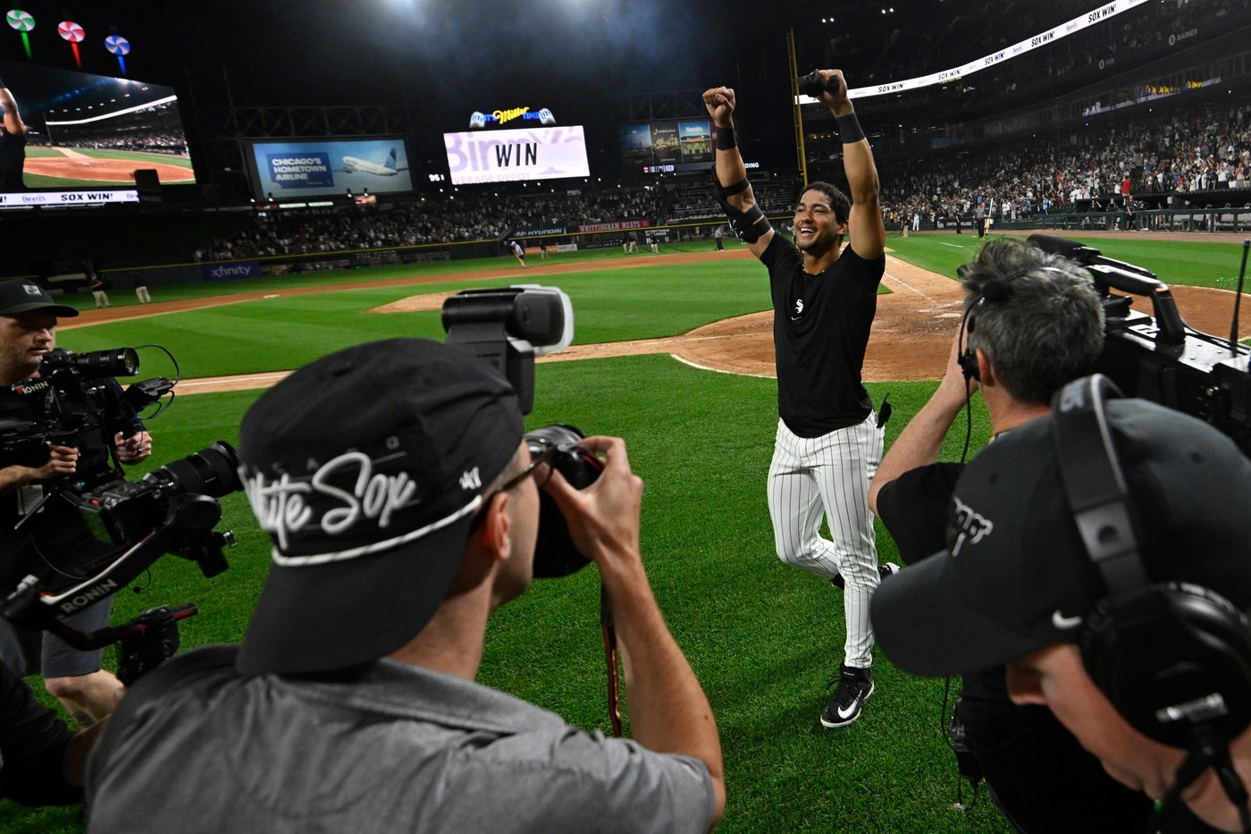 Braden Montgomery hits 2-run homer in 10th inning of MLB debut to lift White Sox over Braves 6-5 | iNFOnews.ca