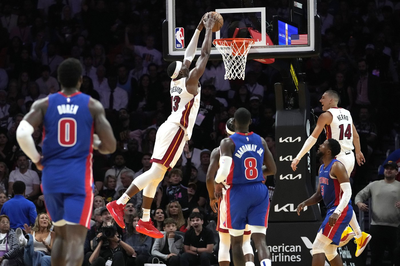 Butler scores 23, Rozier adds 20 and Heat pull away in 4th to beat Pistons 106-98 | iNFOnews.ca Butler scores 23, Rozier adds 20 and Heat pull away in 4th to beat Pistons 106-98 | iNFOnews.ca
