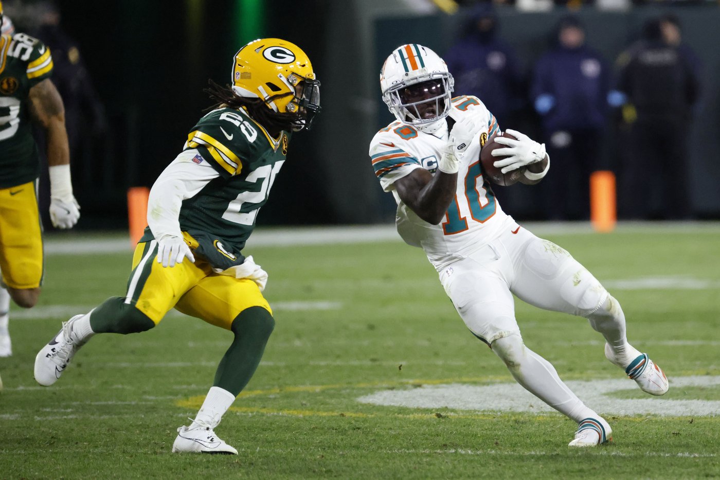 Tua Tagovailoa shoulders blame for Dolphins' 5-7 start and addresses criticisms of team's toughness | iNFOnews.ca