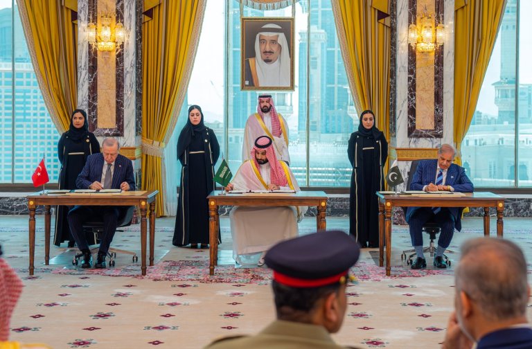 Turkish parliamentary committee approves defense pact with Saudi Arabia and Pakistan | iNFOnews.ca