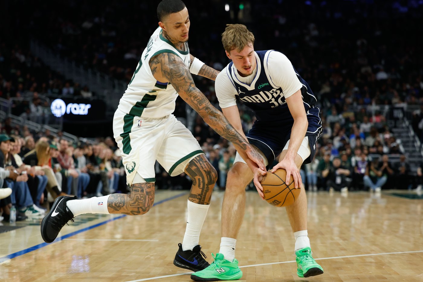 Rollins scores 24, Kuzma adds 20 and the Bucks beat Mavericks 123-99 to snap 4-game skid | iNFOnews.ca