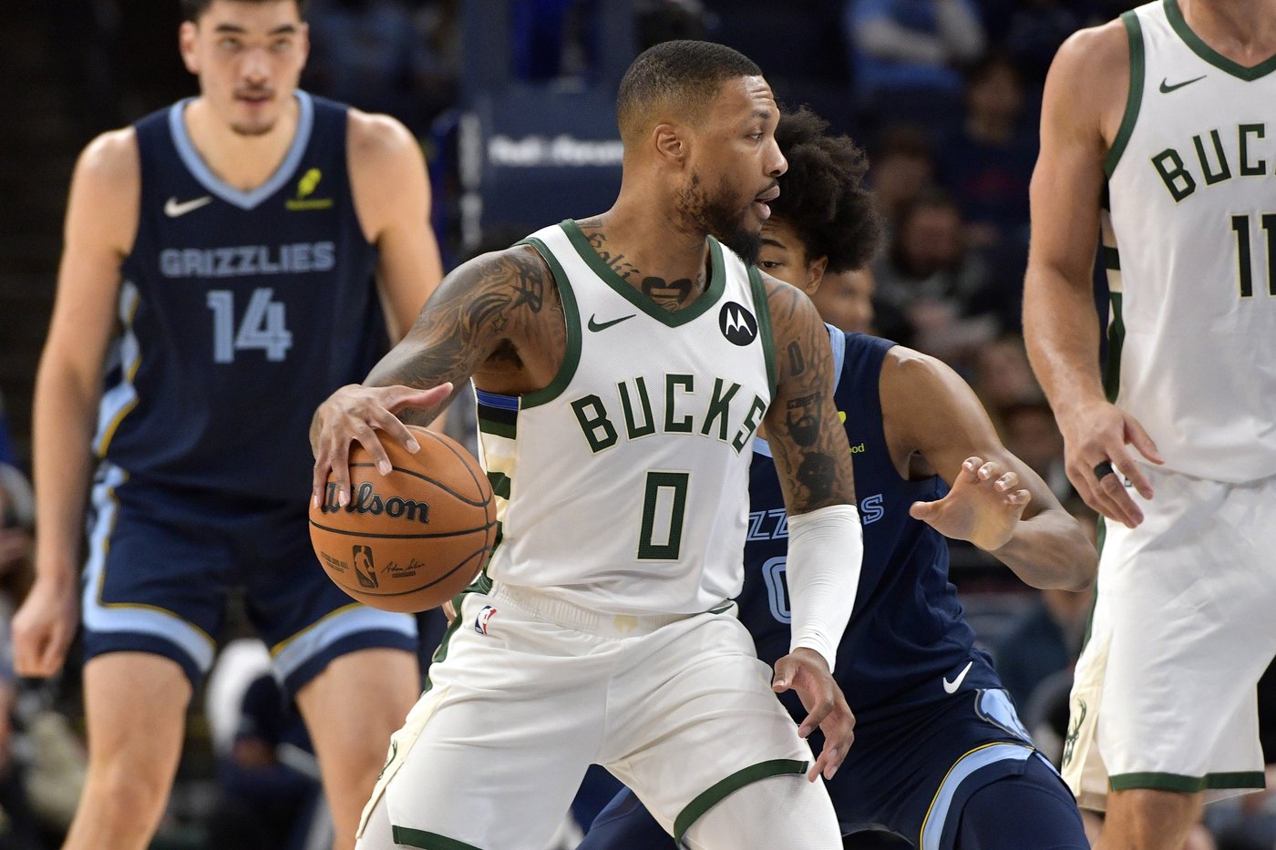 Morant's triple-double helps Grizzlies build big lead and coast to 122-99 victory over Bucks | iNFOnews.ca
