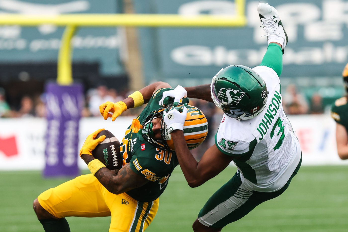 Stevens helps Riders edge West-leading Elks 28-26 in front of 31,757 fans in Edmonton | iNFOnews.ca Stevens helps Riders edge West-leading Elks 28-26 in front of 31,757 fans in Edmonton | iNFOnews.ca