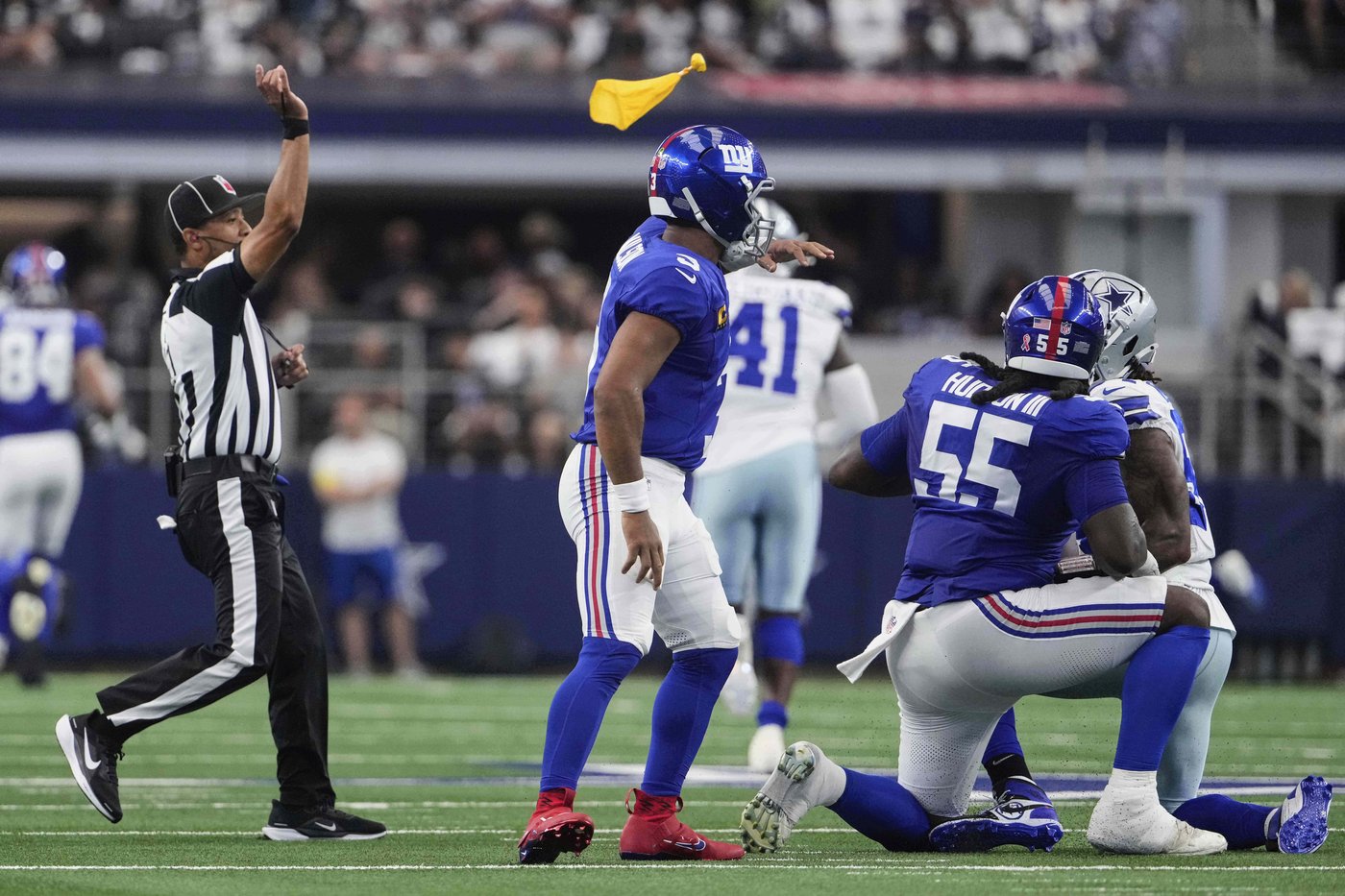 Penalty flags flying against Giants, who were set back 160 yards in overtime loss to Cowboys | iNFOnews.ca