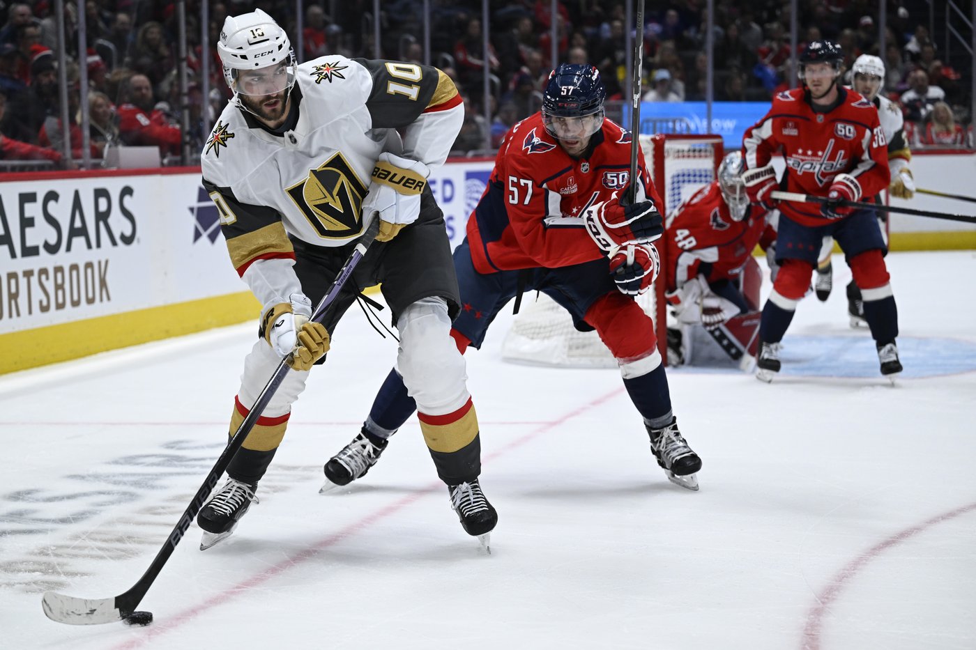 Capitals end the Golden Knights' season-opening winning streak at 3 with a 4-2 victory | iNFOnews.ca