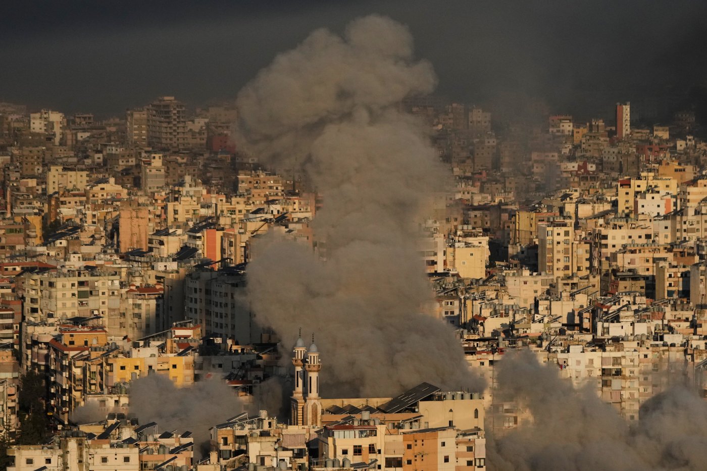 Photos show Lebanese people fleeing and buildings wrecked after Israeli strikes | iNFOnews.ca