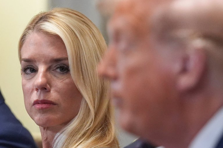 Bondi struggled to prosecute Trump foes. But will a new attorney general make a difference? | iNFOnews.ca