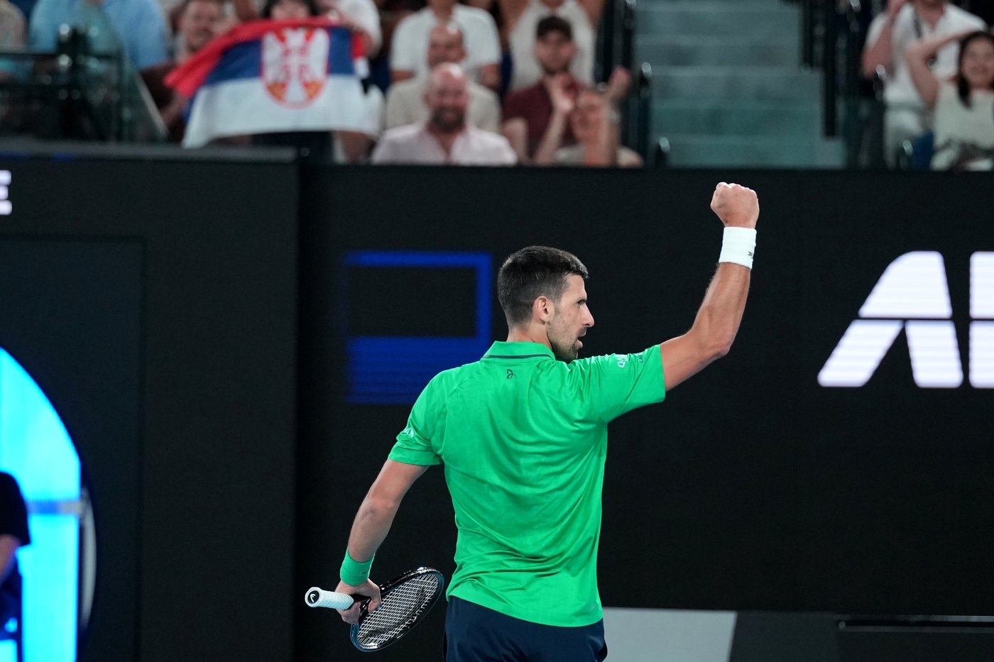 Djokovic secures 400th Grand Slam match win to extend record, ties Federer's Australian Open mark | iNFOnews.ca Djokovic secures 400th Grand Slam match win to extend record, ties Federer's Australian Open mark | iNFOnews.ca