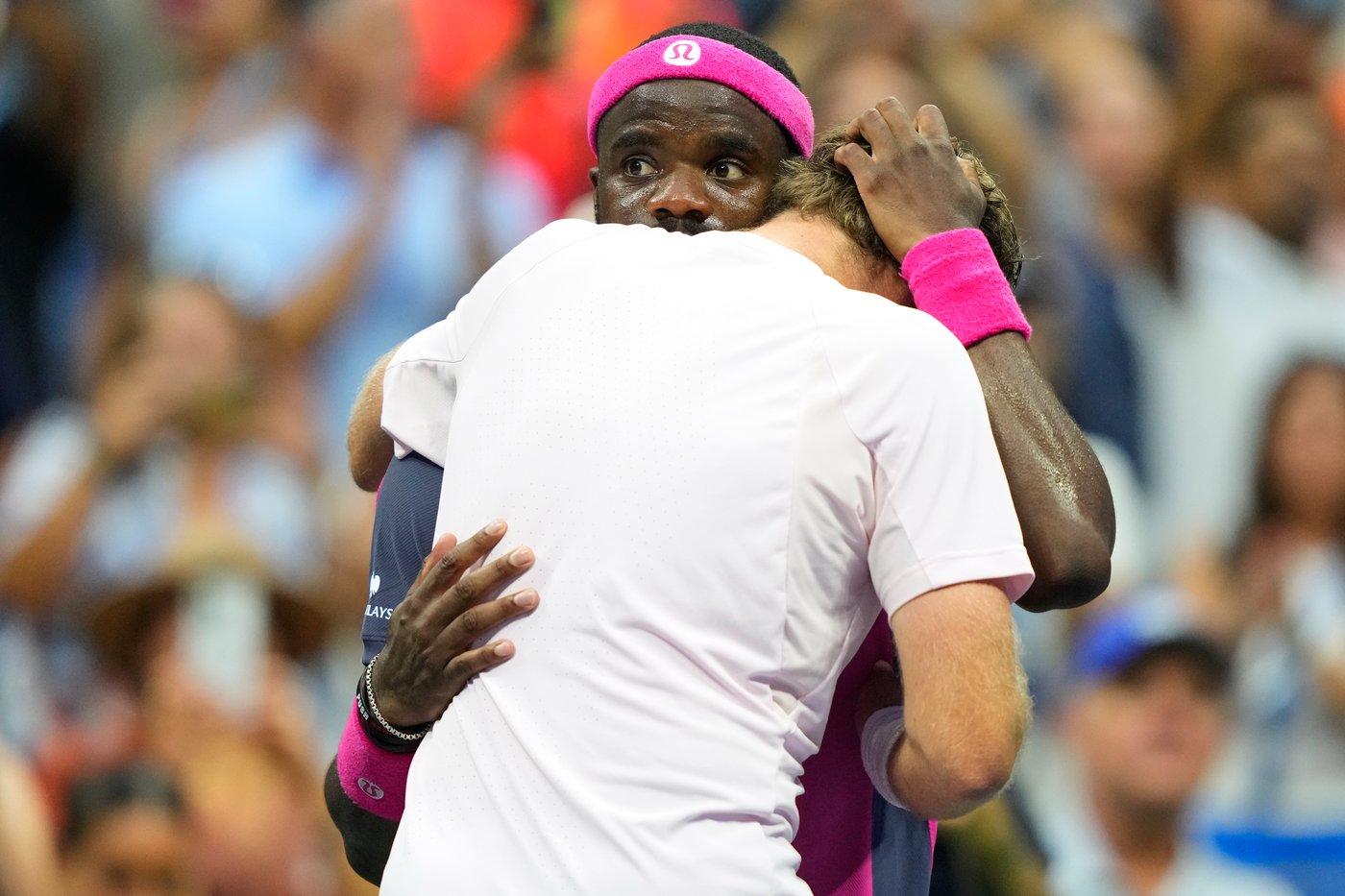 Shelton ends Alcaraz's title reign in late-night marathon, will face Tiafoe in US Open semis | iNFOnews.ca