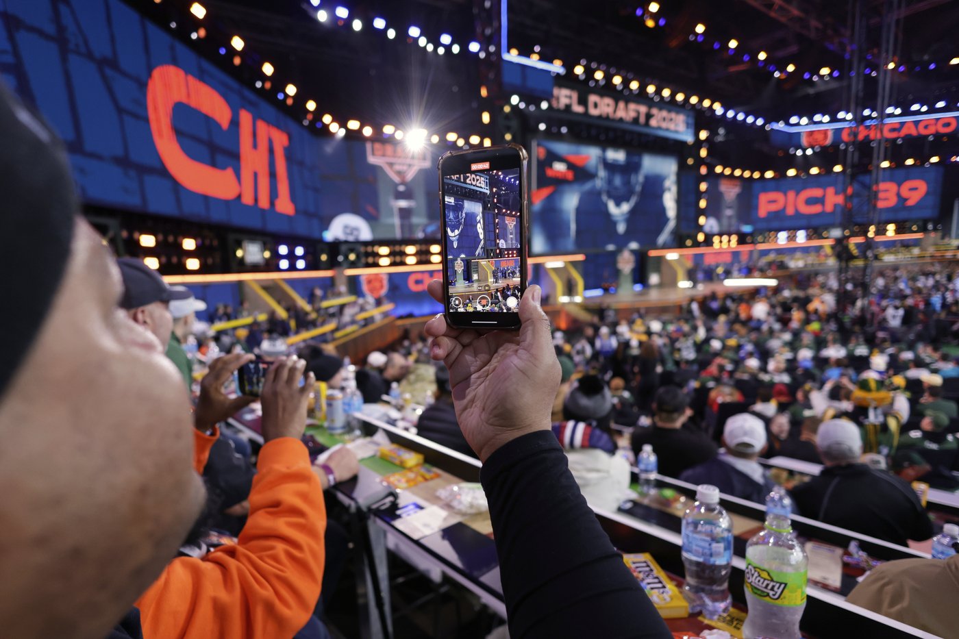 Bears stick to their plan but miss out on running back and edge rusher in NFL draft | iNFOnews.ca