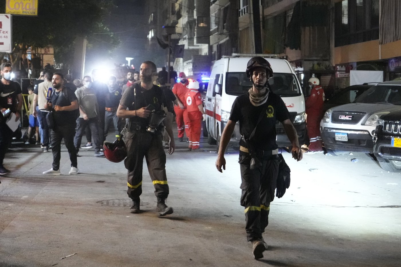 Rare Israeli airstrike in Beirut kills Hezbollah commander and more than a dozen others | iNFOnews.ca
