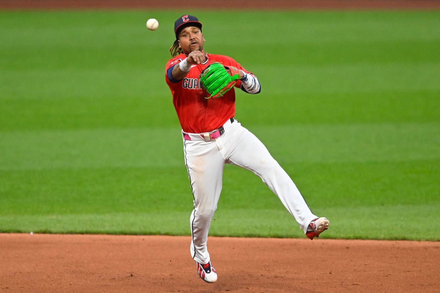 Chase DeLauter's bases-loaded triple helps Guardians rally for 8-5 victory over Astros | iNFOnews.ca Chase DeLauter's bases-loaded triple helps Guardians rally for 8-5 victory over Astros | iNFOnews.ca