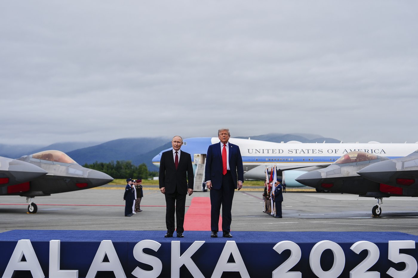 Trump greets Putin with a red carpet. Ukrainians feel betrayed. | iNFOnews.ca