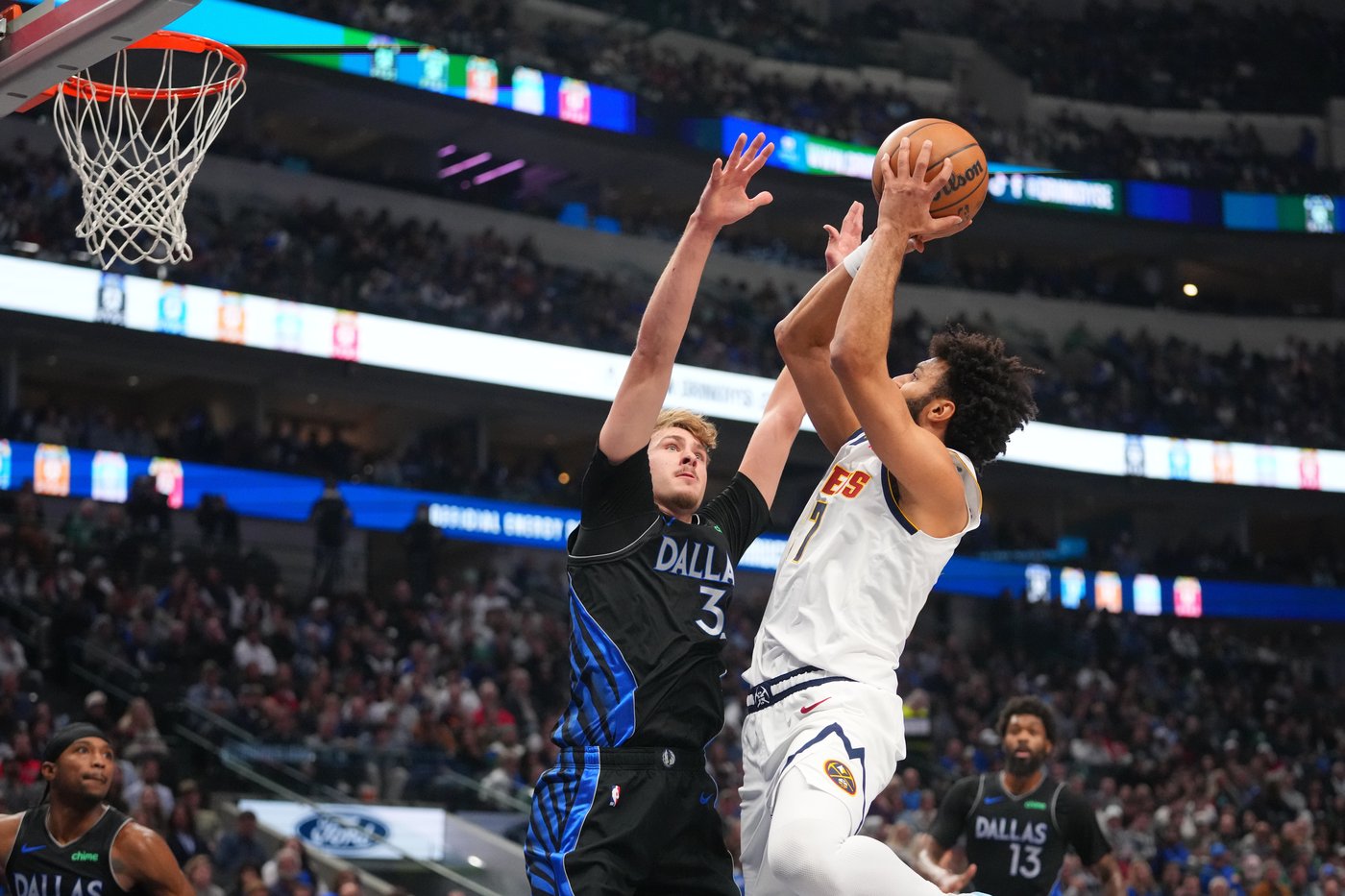 Cooper Flagg sprains an ankle and is ruled out after halftime as Mavs lose to Nuggets | iNFOnews.ca Cooper Flagg sprains an ankle and is ruled out after halftime as Mavs lose to Nuggets | iNFOnews.ca