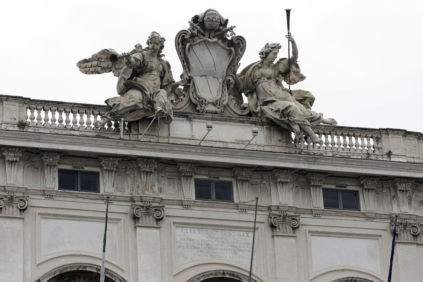 Italy's Constitutional Court allows singles to adopt foreign minors, ending a 40-year ban | iNFOnews.ca