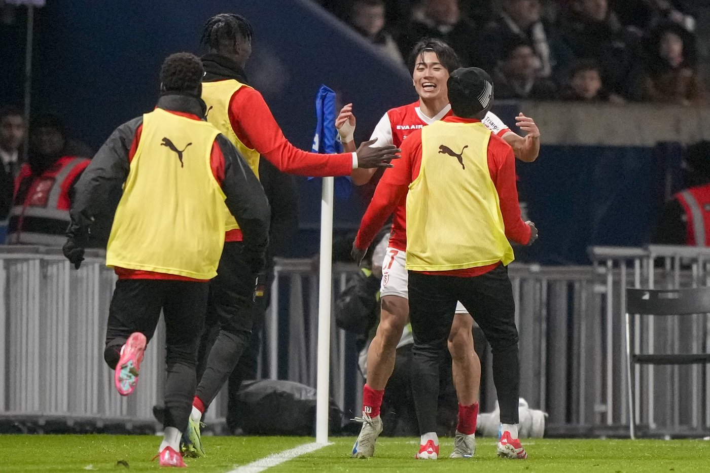 Kvaratskhelia sets up a goal on PSG debut but Ligue 1 leader draws with Reims | iNFOnews.ca Kvaratskhelia sets up a goal on PSG debut but Ligue 1 leader draws with Reims | iNFOnews.ca