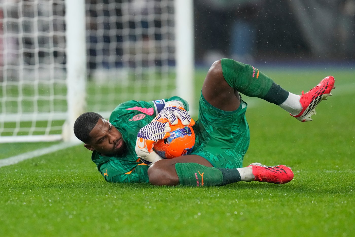 AC Milan goalkeeper Mike Maignan signs new deal to 2031 | iNFOnews.ca AC Milan goalkeeper Mike Maignan signs new deal to 2031 | iNFOnews.ca