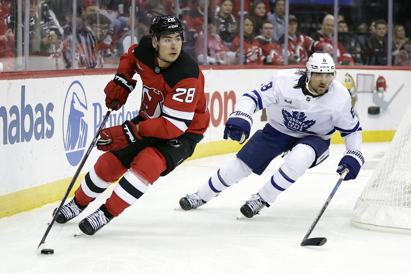 'He's a warrior': Leafs impressed by Chris Tanev's toughness, commitment | iNFOnews.ca