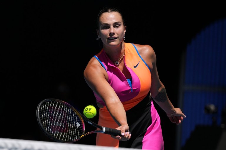 Top-seeded Sabalenka beats 18-year-old American Jovic to reach the Australian Open semifinals | iNFOnews.ca