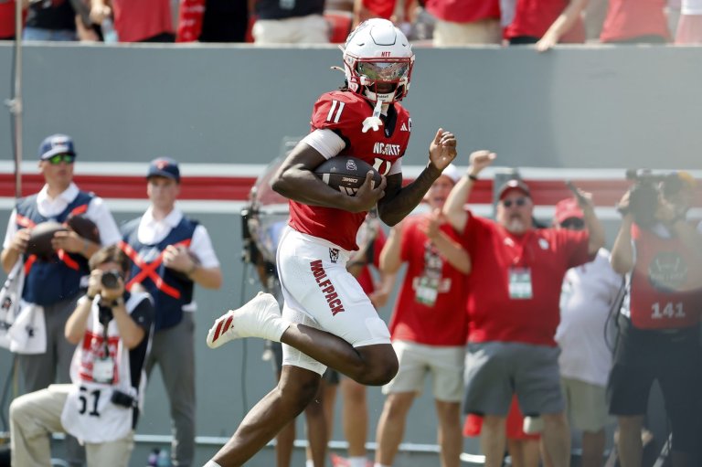 Bailey, Smothers lead N.C. State comeback against Virginia, 35-31 | iNFOnews.ca