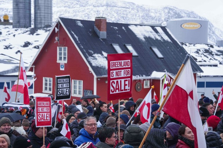 Trump's push for Greenland reveals a political weak spot, new AP-NORC poll finds | iNFOnews.ca