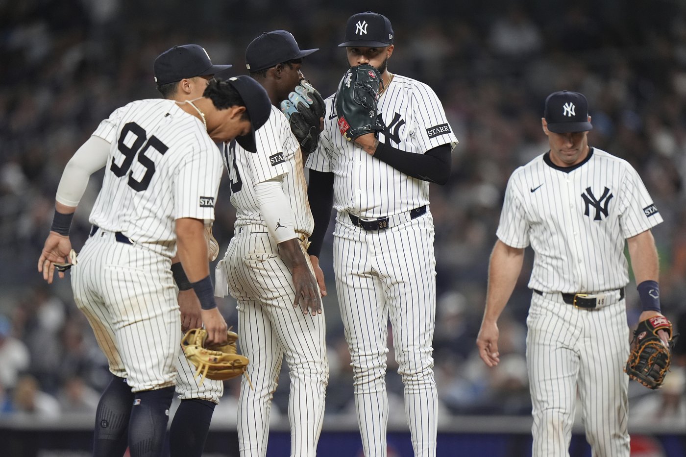 Devin Williams loses his job as Yankees closer after just 10 games with New York | iNFOnews.ca