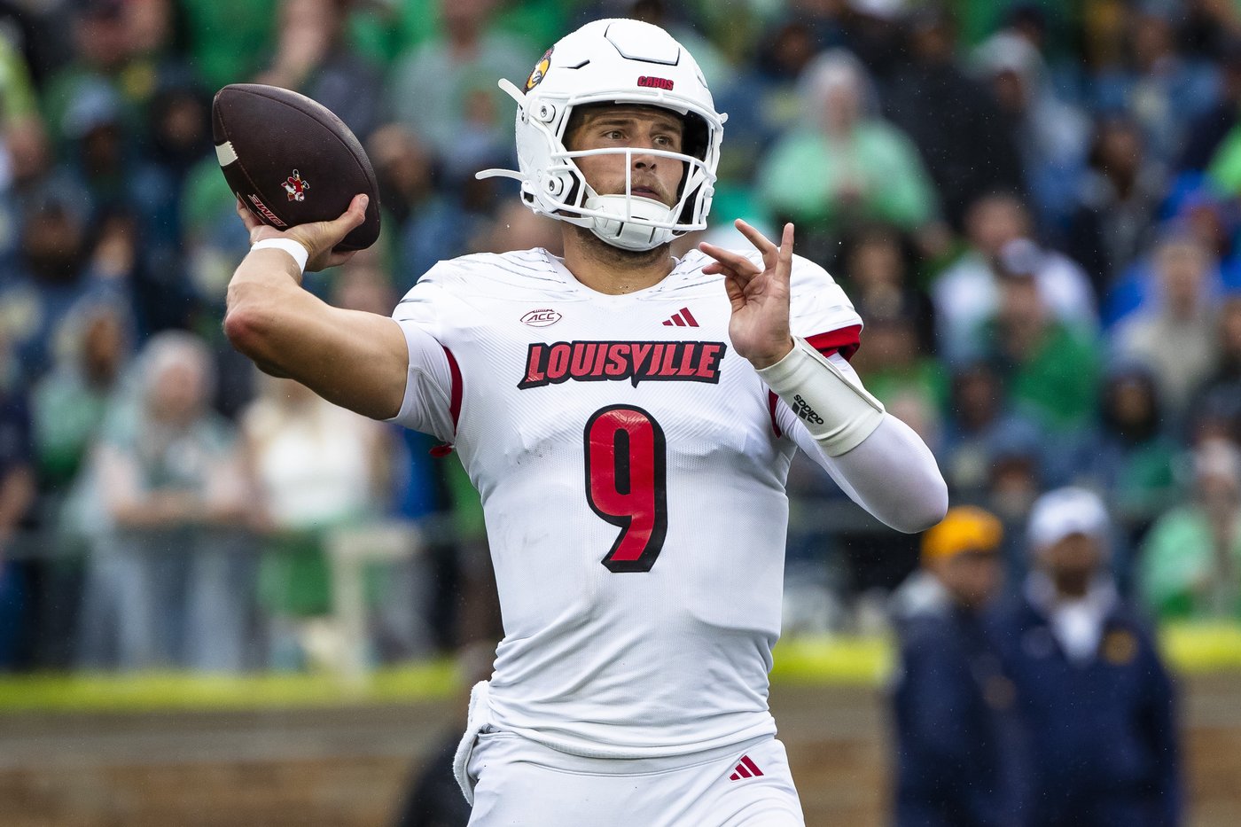No. 22 Louisville hosts ACC newcomer SMU in matchup of teams seeking a share of first place | iNFOnews.ca