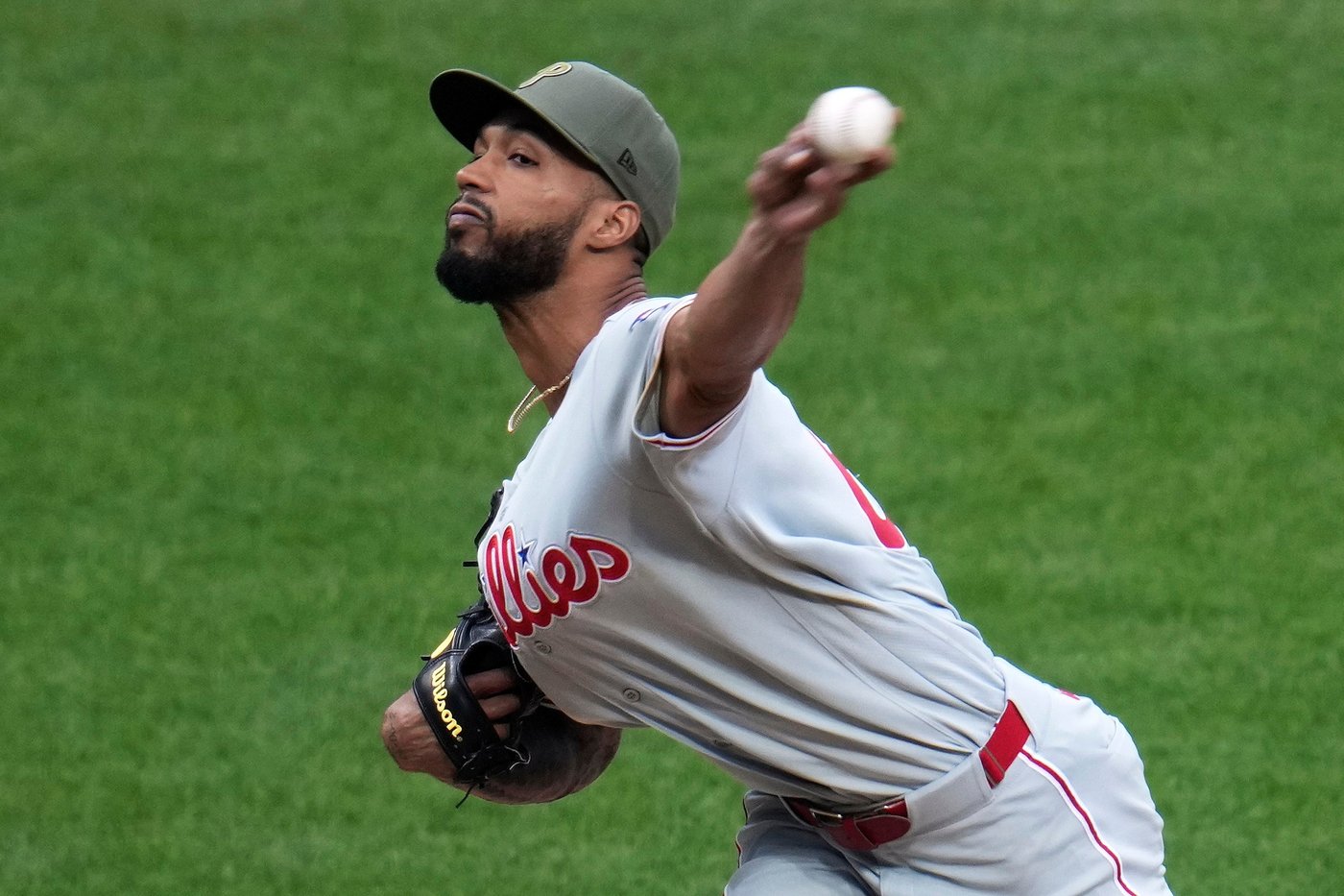 Cristopher Sánchez strikes out a career-high 13 as the Phillies beat the Pirates 6-0 to reach .500 | iNFOnews.ca
