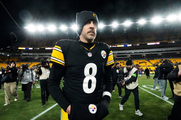 Steelers place unrestricted free-agent tender on Aaron Rodgers | iNFOnews.ca