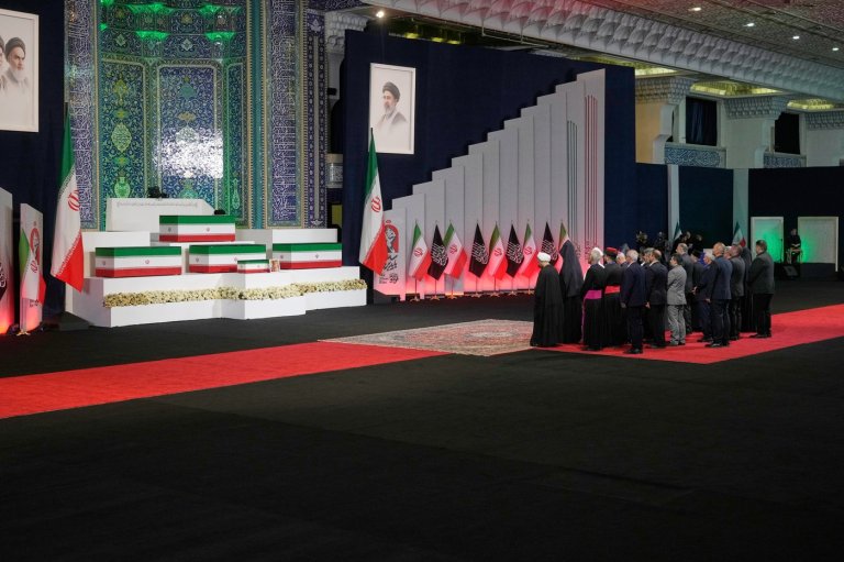 Iran begins dayslong funeral for the late Supreme Leader Ayatollah Ali Khamenei, killed in war | iNFOnews.ca