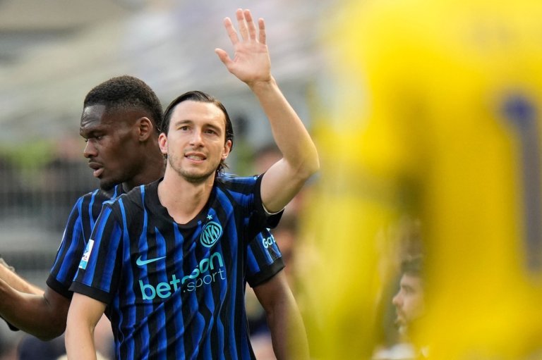 Inter Milan bids emotional farewell to 4 veterans as contracts expire | iNFOnews.ca