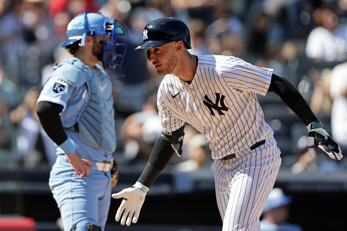 Cody Bellinger homers twice and drives in five as the Yankees rout the struggling Royals 13-4 | iNFOnews.ca