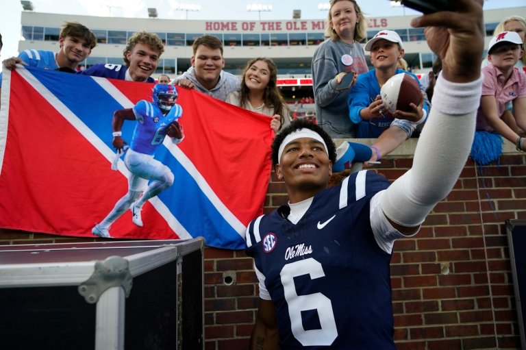 No. 6 Ole Miss aims to avoid a repeat of costly loss to Florida a season ago | iNFOnews.ca