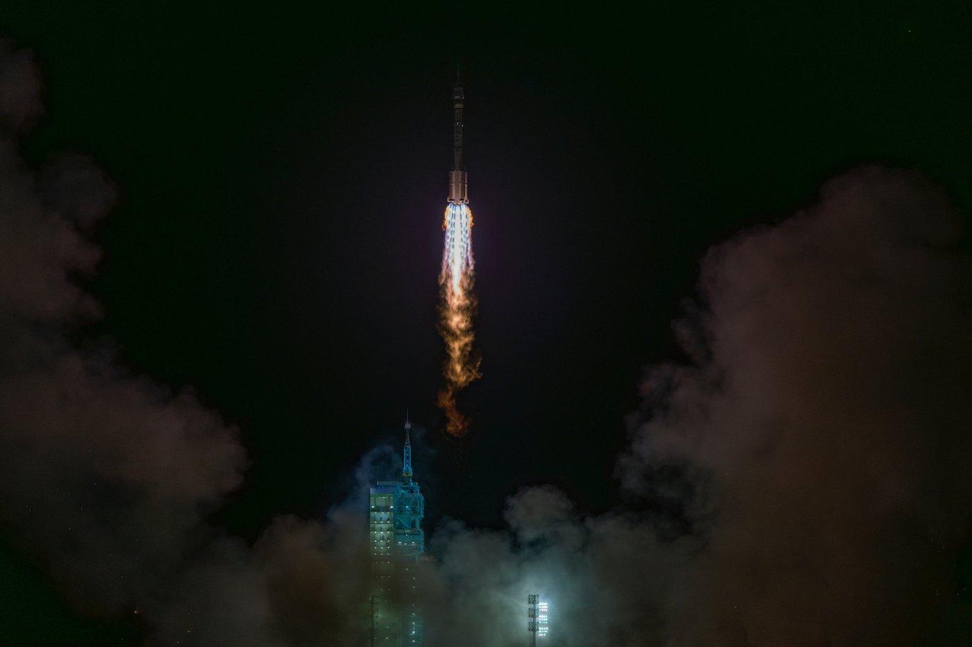 China launches Shenzhou 23 spacecraft with 1 of 3 astronauts set for yearlong stay | iNFOnews.ca China launches Shenzhou 23 spacecraft with 1 of 3 astronauts set for yearlong stay | iNFOnews.ca