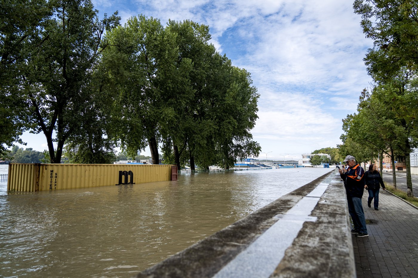 Rising rivers threaten southern Poland as flooding recedes elsewhere in Central Europe | iNFOnews.ca Rising rivers threaten southern Poland as flooding recedes elsewhere in Central Europe | iNFOnews.ca