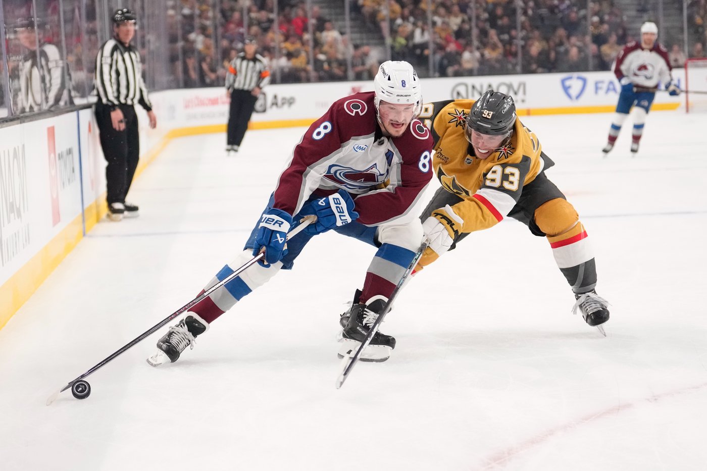 Avalanche get defenseman Cale Makar back, survive scare with Nathan MacKinnon, and still lose Game 3 | iNFOnews.ca