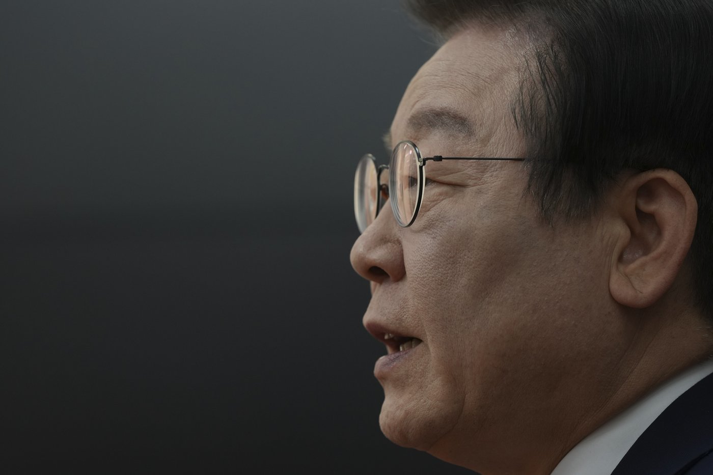 South Korea's opposition leader questions President Yoon's state of mind after martial law chaos | iNFOnews.ca