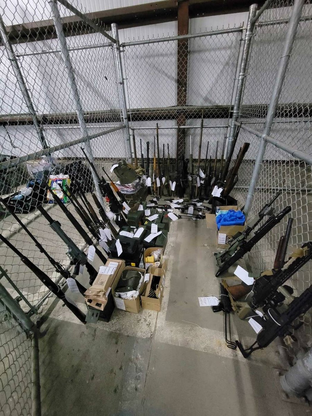 Armed Forces members part of alleged terror plot to take over land in Quebec: RCMP | iNFOnews.ca