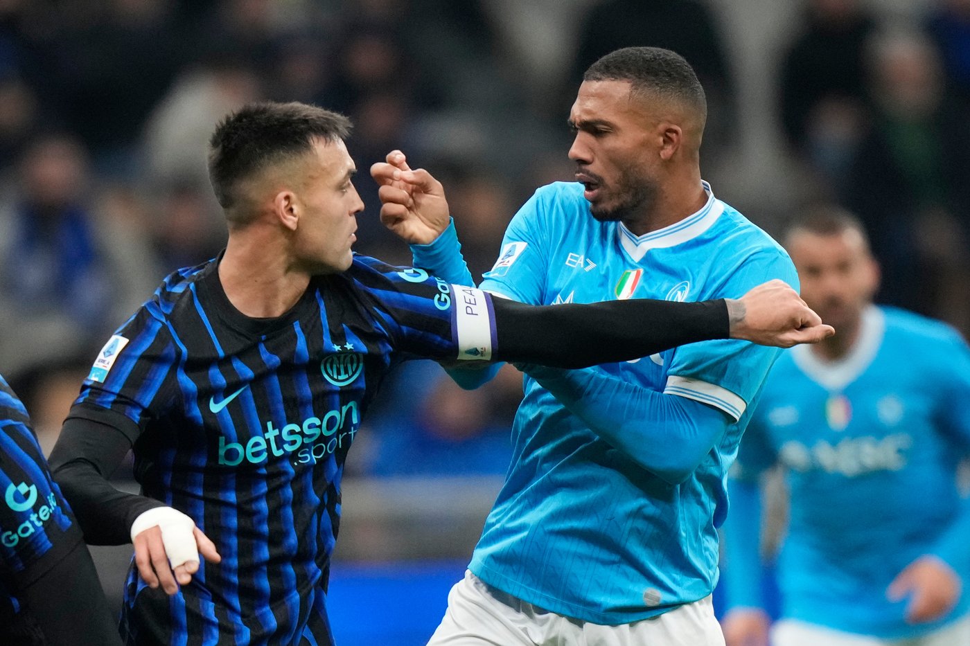 Inter-Napoli draw leaves Serie A title race open. AC Milan extends unbeaten run to 18 matches | iNFOnews.ca Inter-Napoli draw leaves Serie A title race open. AC Milan extends unbeaten run to 18 matches | iNFOnews.ca