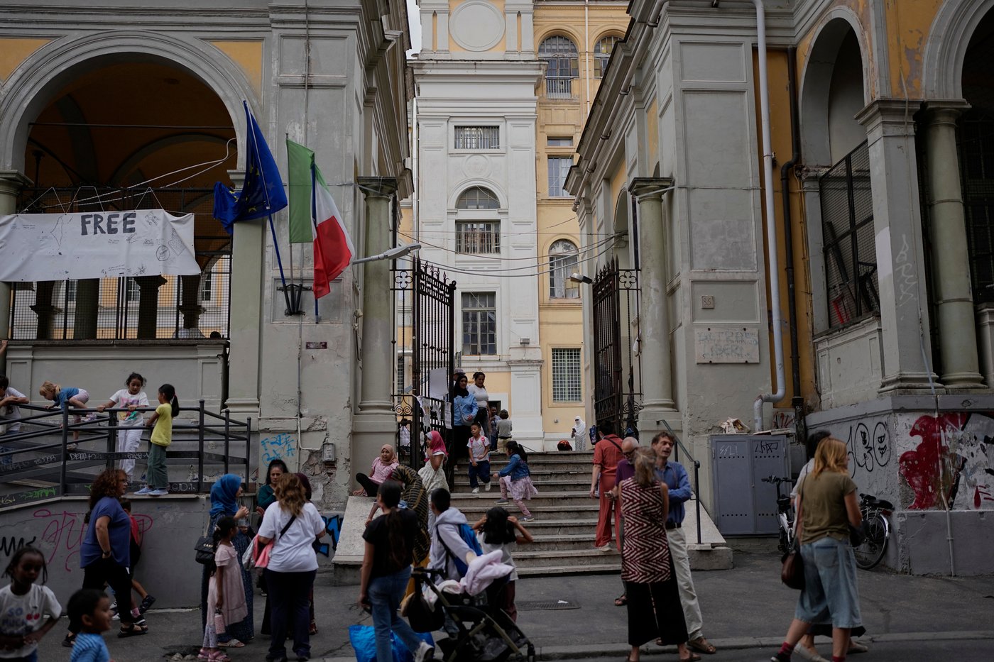 Italy decrees limits on non-Italian speakers and veils in school classrooms | iNFOnews.ca Italy decrees limits on non-Italian speakers and veils in school classrooms | iNFOnews.ca