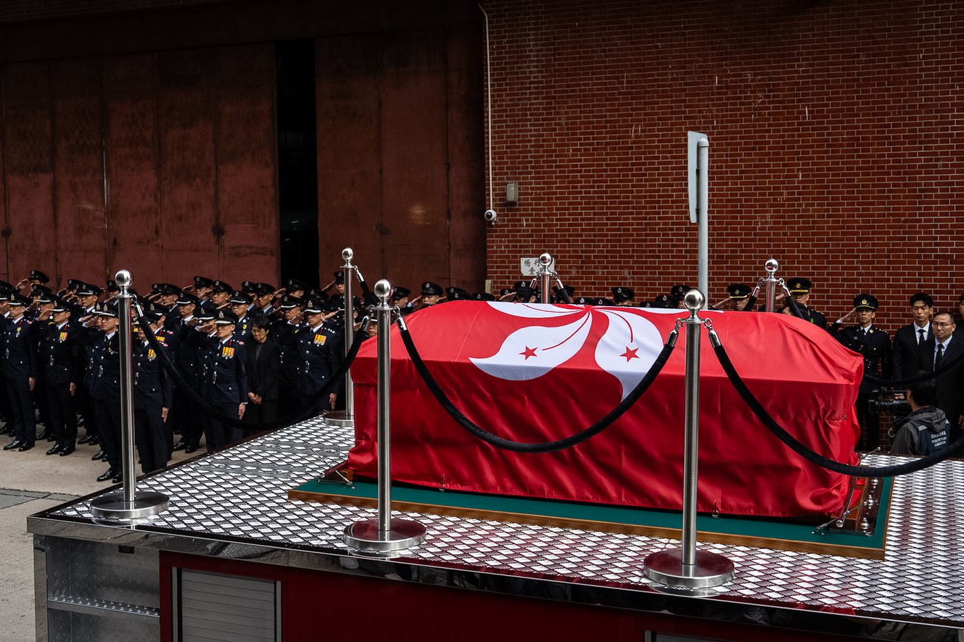 Hong Kong mourns firefighter killed in city's deadliest fire in decades | iNFOnews.ca Hong Kong mourns firefighter killed in city's deadliest fire in decades | iNFOnews.ca