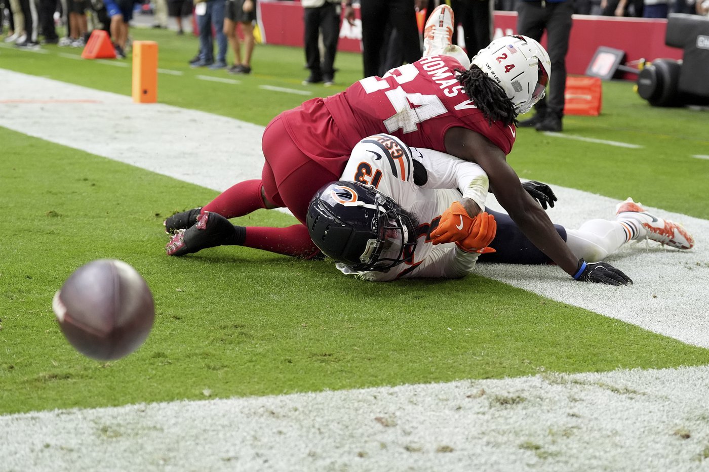 Late score before halftime dooms Bears in 29-9 loss to Cardinals | iNFOnews.ca