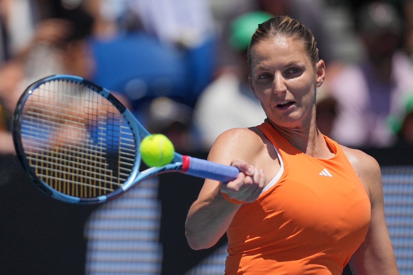 Defending champ Madison Keys advances to 2nd round at Australian Open | iNFOnews.ca