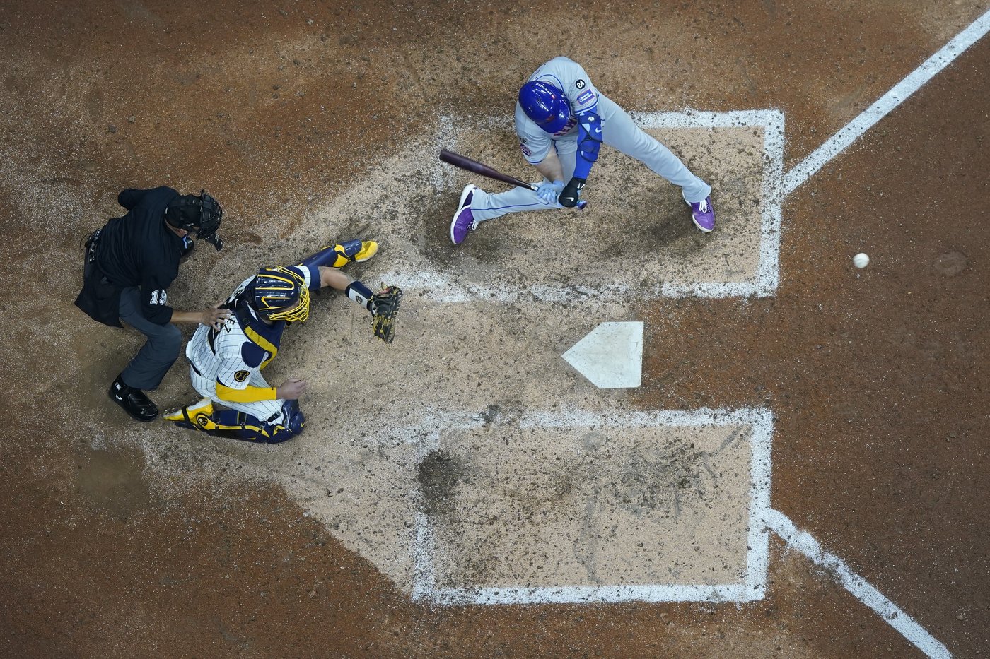Alonso's night turns around with season-saving homer for Mets in 9th inning | iNFOnews.ca Alonso's night turns around with season-saving homer for Mets in 9th inning | iNFOnews.ca
