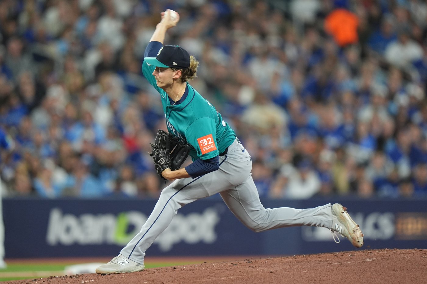 Photo Gallery: Mariners beat Blue Jays in Game 1 | iNFOnews.ca