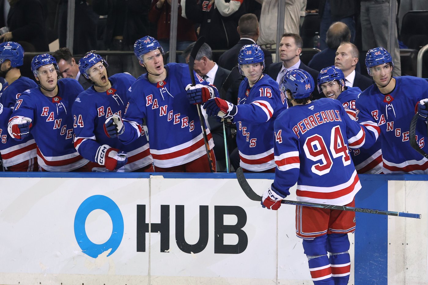 Igor Shesterkin becomes first Rangers goalie to score in 5-1 win over Lightning in home opener | iNFOnews.ca Igor Shesterkin becomes first Rangers goalie to score in 5-1 win over Lightning in home opener | iNFOnews.ca