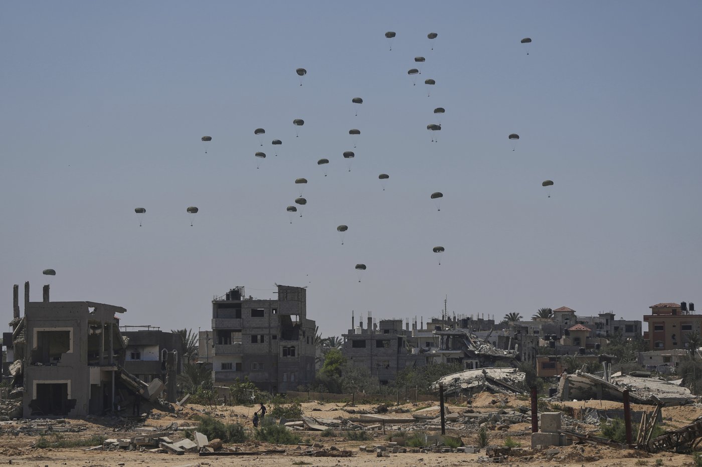 What to know about Israel's Gaza offensive as tens of thousands of reservists are to be mobilized | iNFOnews.ca