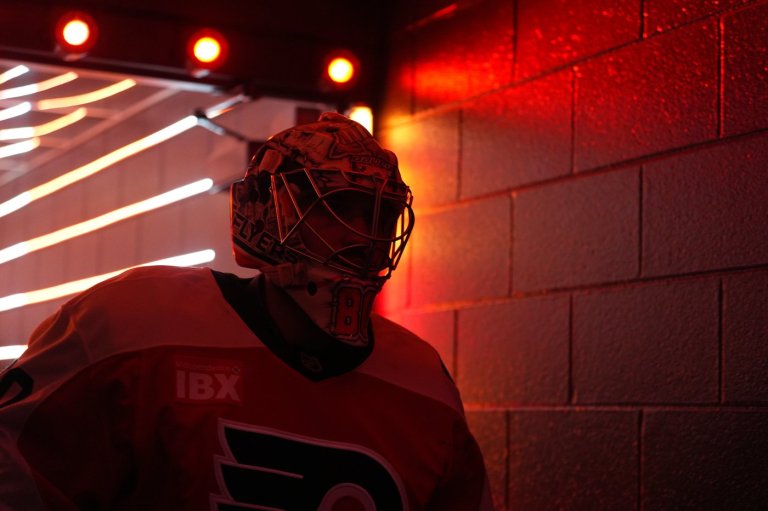 Flyers move to brink of sweep of Penguins with Game 3 win as Vladar shakes off injury in net | iNFOnews.ca